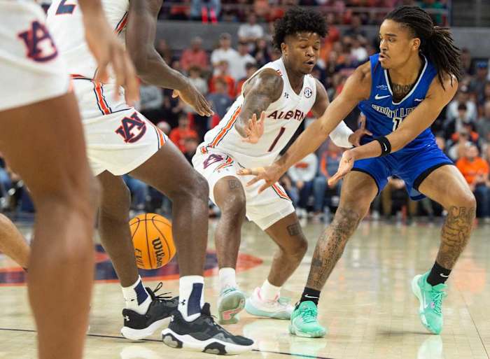 Yuri Collins, Saint Louis